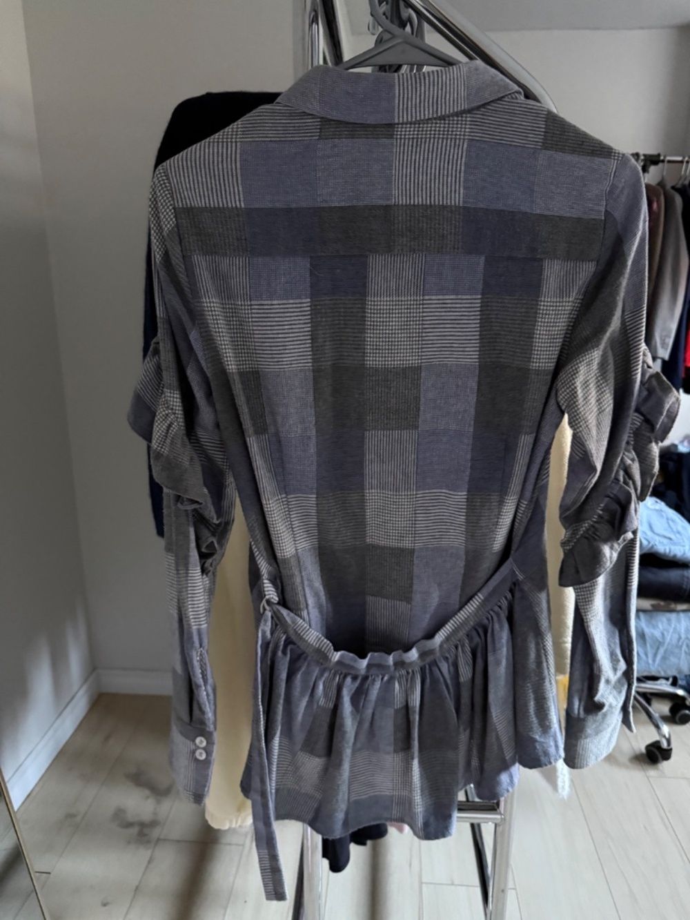Sea New York | 4 | Ruffle Button Down - Picture 7 of 8